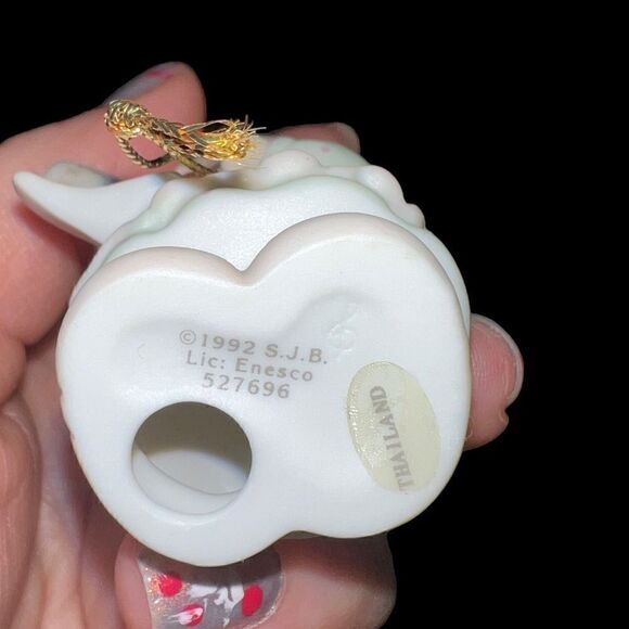 VTG 1992 Precious Moments Christmas ornament "But the Greatest of These Is Love” - Picture 8 of 10